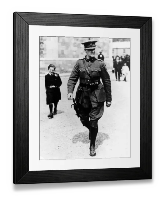 Framed Print : Michael Collins 1890-1922) Irish Nationalist, Sinn Fein leader, founder and director Framed Print : Michael Collins 1890-1922) Irish Nationalist, Sinn Fein leader, founder and director