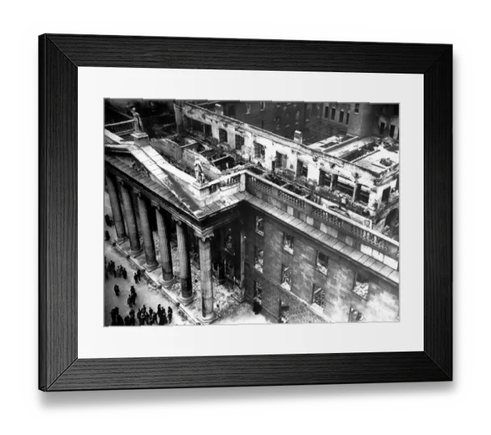 Framed Print : Irish republicans rebelled against British rule in Ireland in Easter 1916