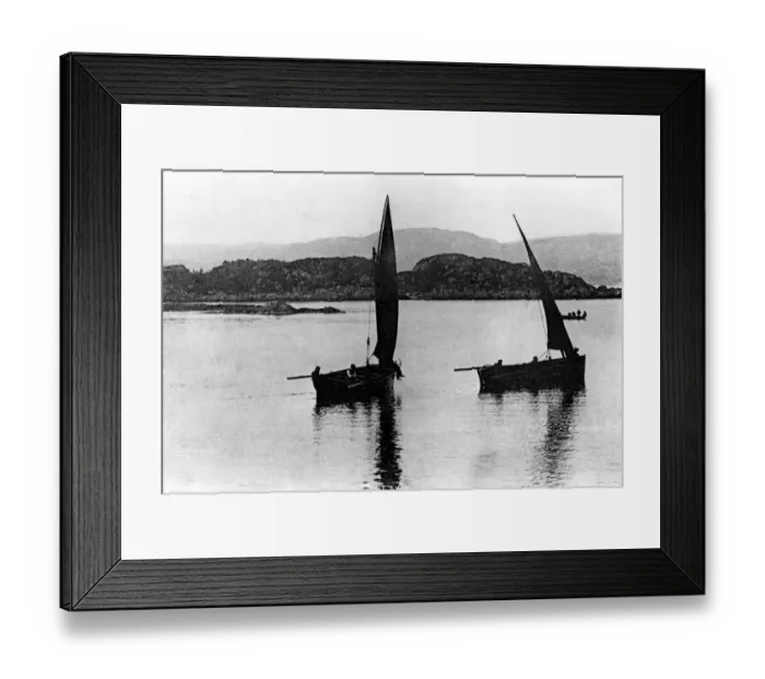 Framed Print : Herring boats Tarbert Fish where the fish are