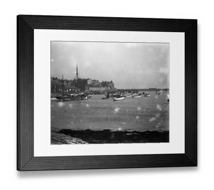 Framed Print : A view of Bridlington Harbour and town, Yorkshire. 11 January 1930 Fish where the fish are Framed Print : A view of Bridlington Harbour and town, Yorkshire. 11 January 1930 Fish where the fish are