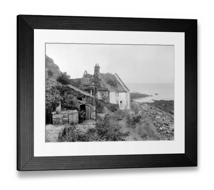 Framed Print : Fishermans tumbledown cottage on the north east coast of England