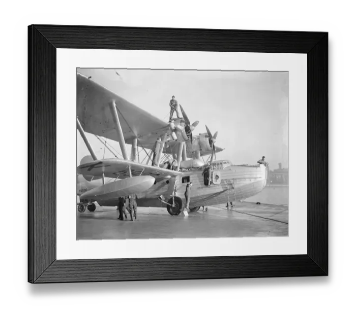 Framed Print : The longest formation flight ever undertaken by service unit, five RAF Saro London