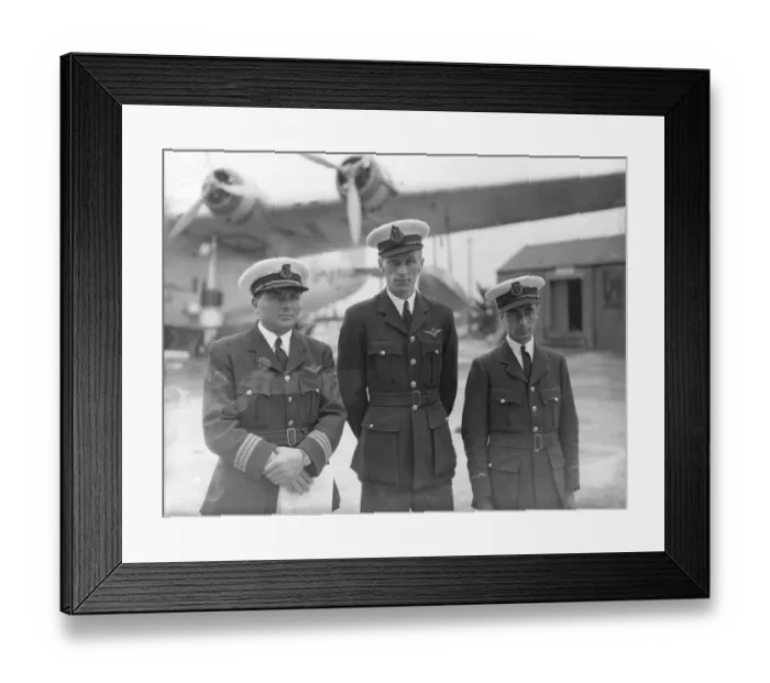 Framed Print : Members of the flying boat are making preparations at Southampton for the second Framed Print : Members of the flying boat are making preparations at Southampton for the second