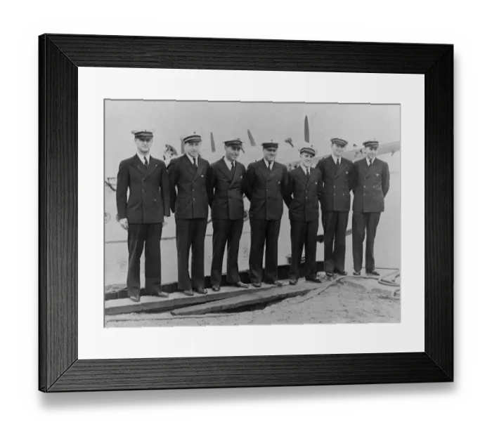 Framed Print : To blaze a new air trail along the 7000 miles route from California to Australia