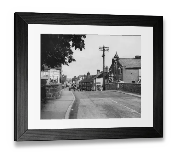 Framed Print : High Street seen from the Eden River Bridge, Edenbridge Kent. 17 September 1954 Framed Print : High Street seen from the Eden River Bridge, Edenbridge Kent. 17 September 1954