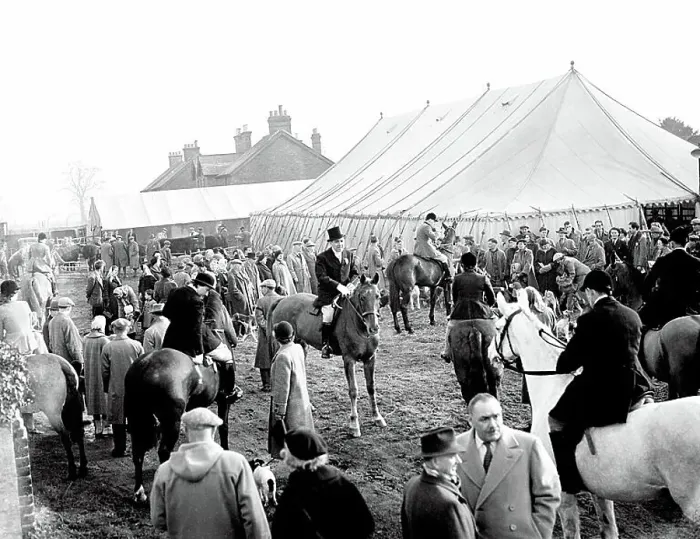 Framed Print : 3 December 1952 - - The fox hunt at the first Fatstock Show after World War II, behind Edenbridge High Street. - - Edenbridge, Kent, England. - - John Topham / TopFoto Framed Print : 3 December 1952 - - The fox hunt at the first Fatstock Show after World War II, behind Edenbridge High Street. - - Edenbridge, Kent, England. - - John Topham / TopFoto