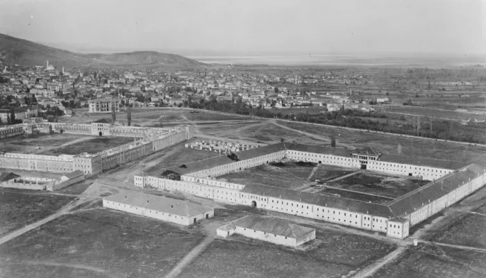 Framed Print : 30, 000 Homeless and Hundreds dead in great munitions disaster A general view of Framed Print : 30, 000 Homeless and Hundreds dead in great munitions disaster A general view of