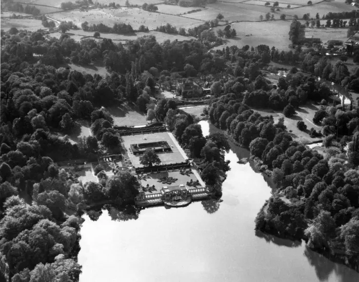 Framed Print : Aerial of Hever Castle and the lake Near Edenbridge Kent Framed Print : Aerial of Hever Castle and the lake Near Edenbridge Kent