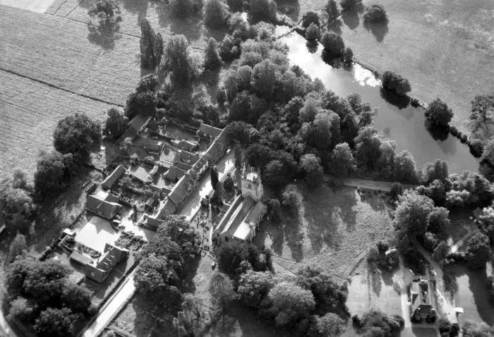Framed Print : Aerial view of Chiddingstone Village, Hever, Kent, England 15 September 1962 Framed Print : Aerial view of Chiddingstone Village, Hever, Kent, England 15 September 1962