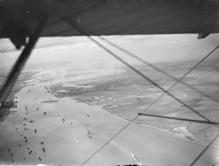 Framed Print : An aerial view of Tilbury Docks on the river Thames in Essex. 1939 Framed Print : An aerial view of Tilbury Docks on the river Thames in Essex. 1939