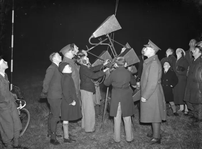 Framed Print : Anti aircraft display in Dartford, Kent. An aircraft sound locator device demonstration Framed Print : Anti aircraft display in Dartford, Kent. An aircraft sound locator device demonstration