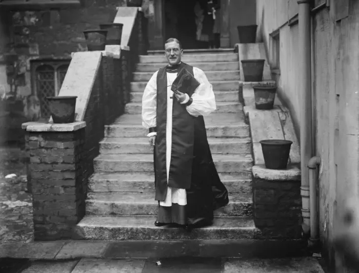 Framed Print : Archdeacon Blagden, who was consecrated Bishop of Peterborough at Westminster Abbey Framed Print : Archdeacon Blagden, who was consecrated Bishop of Peterborough at Westminster Abbey
