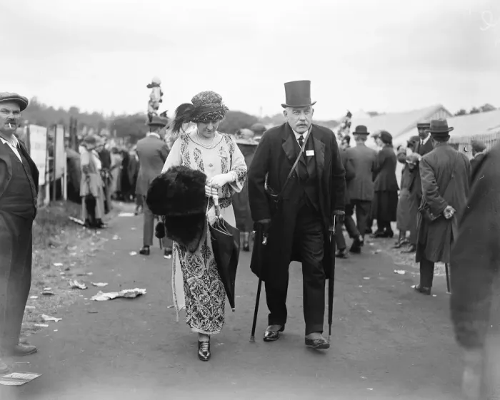 Framed Print : Ascot The Earl and Countess of Denbigh 21 June 1923 Framed Print : Ascot The Earl and Countess of Denbigh 21 June 1923