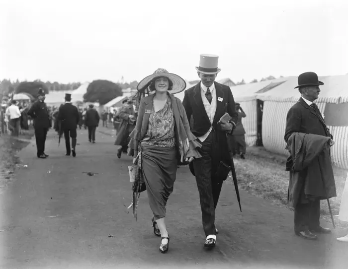 Framed Print : Ascot. The Marchioness of Queensbury and Capt Renton. 20 June 1923 Framed Print : Ascot. The Marchioness of Queensbury and Capt Renton. 20 June 1923