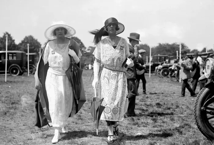Framed Print : Ascot. MMrs Harry Hall and Mrs Simon Fraser. 1922 Framed Print : Ascot. MMrs Harry Hall and Mrs Simon Fraser. 1922