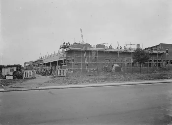 Framed Print : The Ascott Gas, Water, Gesyers Works Ltd at Neasden, under construction. 1937 Framed Print : The Ascott Gas, Water, Gesyers Works Ltd at Neasden, under construction. 1937