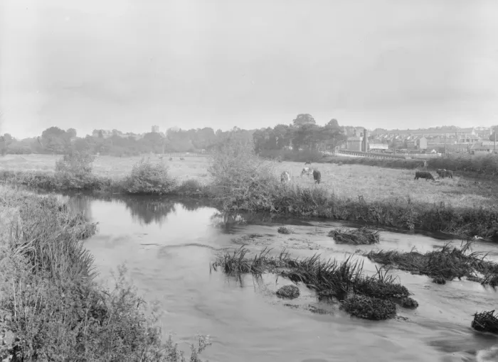 Framed Print : Axminster, Devon 1925 Framed Print : Axminster, Devon 1925