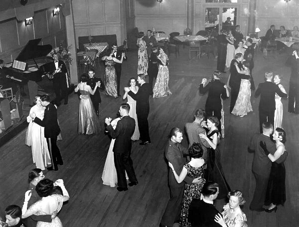 Ballroom dancing 1940s dance  /  dancing  /  party season  /  celebration  /  happy vintage
