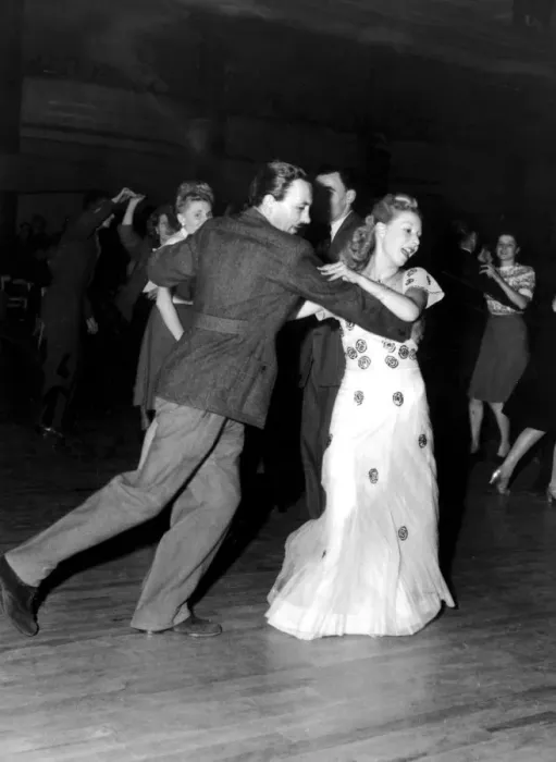 Framed Print : Ballroom dancing at the Hammersmith Palais de Danse 1947 dance  /  dancing  /  party