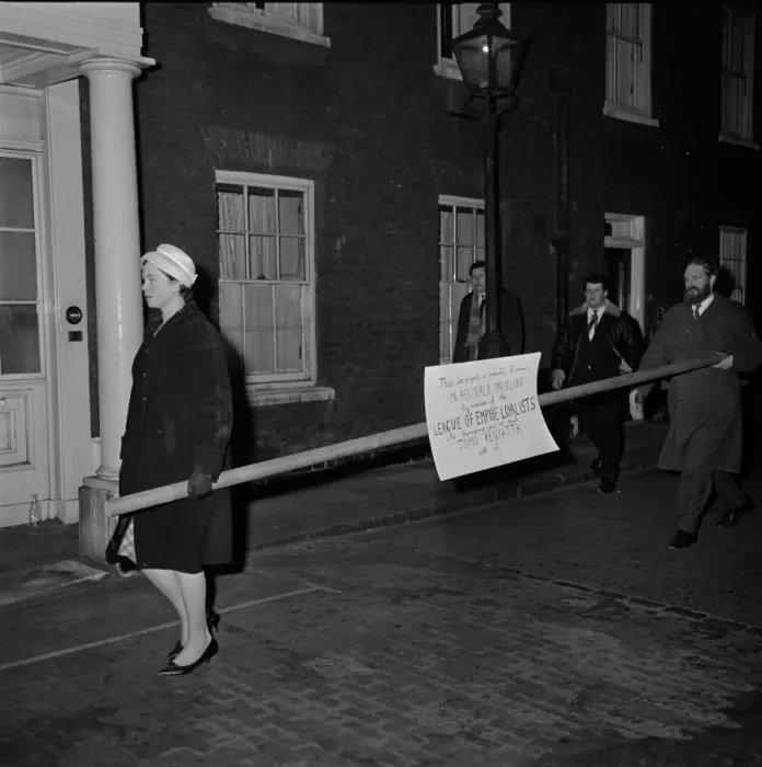 Framed Print : Barge pole for Maudling. London; Members of the League of Empire Loyalists arriving
