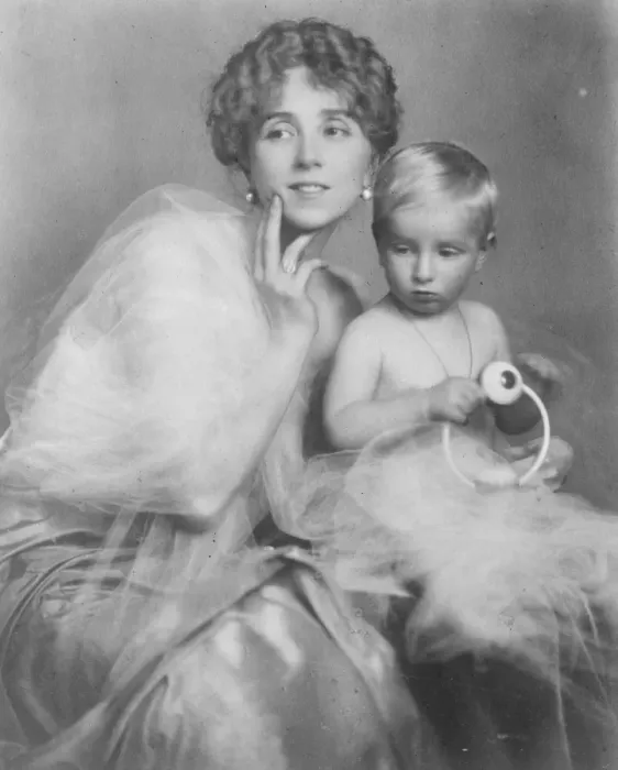 Framed Print : Baron Reminghaus of Prague, Czechoslovakia, with his mother the Baroness, he is