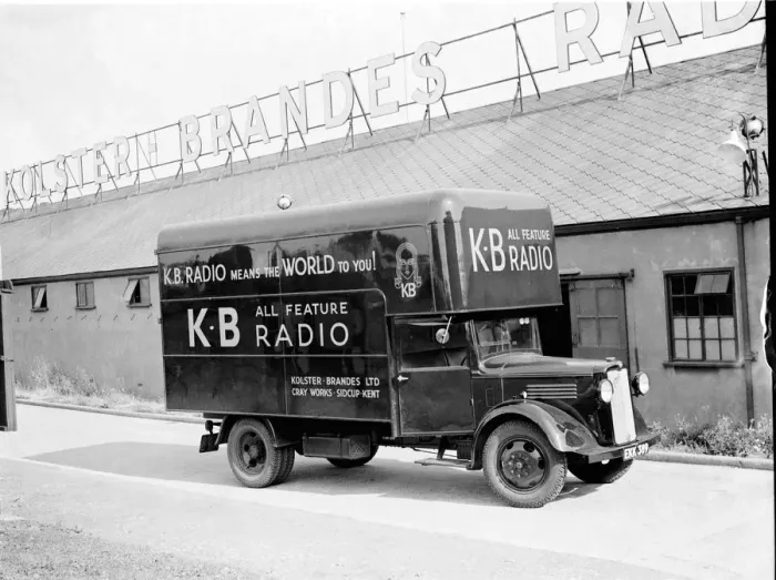 Framed Print : Bedford, Kolster Brandes Radio. 16 August 1937