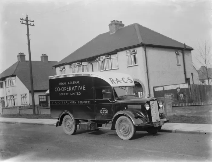 Framed Print : A Bedford Truck belonging to Royal Arsenal Cooperative Society Limited, the laundry service
