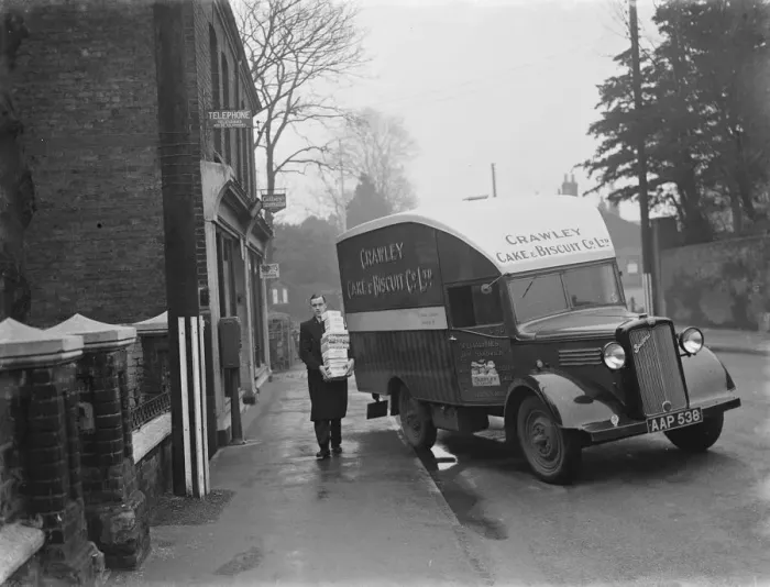 Framed Print : A Bedford van from the Crawley Cake and Biscuit Co Ltd from Crawley, Sussex, making Framed Print : A Bedford van from the Crawley Cake and Biscuit Co Ltd from Crawley, Sussex, making