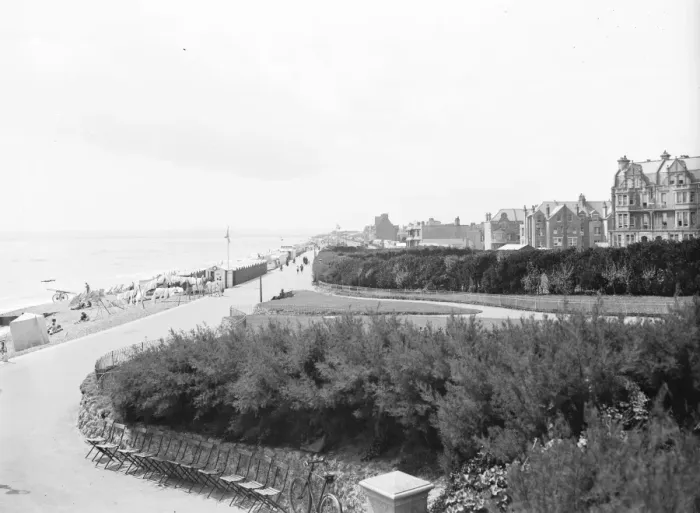 Framed Print : Bexhill-on-Sea, East Sussex 1925 Framed Print : Bexhill-on-Sea, East Sussex 1925