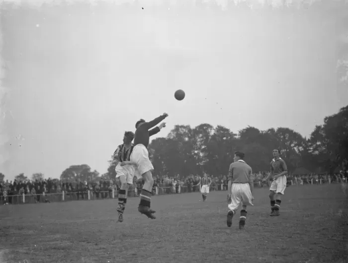 Framed Print : Bexleyheath and Welling football club versus Maidstone Town football club Framed Print : Bexleyheath and Welling football club versus Maidstone Town football club
