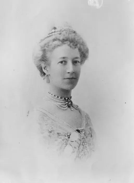 Framed Print : Birthday Honours List Lady Waring, the wife of Lord Samuel James Waring Butt, Director of Waring Framed Print : Birthday Honours List Lady Waring, the wife of Lord Samuel James Waring Butt, Director of Waring