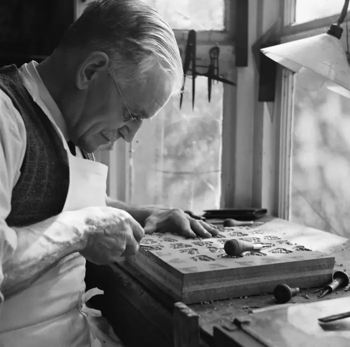 Framed Print : Block making in Wilmington, Kent. MR G E Campbell carving out dog head patterns Framed Print : Block making in Wilmington, Kent. MR G E Campbell carving out dog head patterns