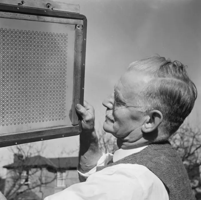 Framed Print : Block making in Wilmington, Kent. MR G E Campbell examining a design for a block