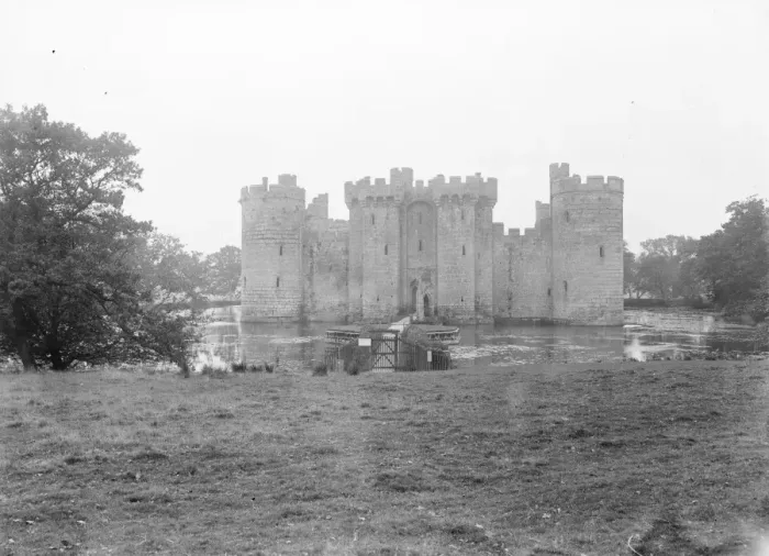 Framed Print : Bodiam Castle is a 14th-century moated castle near Robertsbridge in East Sussex, England