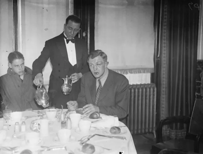 Framed Print : Boxer, Marcus Neusals victory breakfast in his London hotel after defeating Jack Framed Print : Boxer, Marcus Neusals victory breakfast in his London hotel after defeating Jack