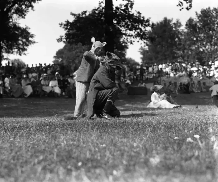 Framed Print : Brer Rabbit performed by League of Arts in Hyde Park, London Framed Print : Brer Rabbit performed by League of Arts in Hyde Park, London