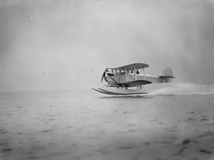 Framed Print : BRITAINs FIRST FLYING TORPEDO BOAT. The first torpedo-carrying seaplane to be built Framed Print : BRITAINs FIRST FLYING TORPEDO BOAT. The first torpedo-carrying seaplane to be built