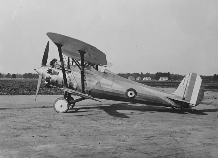 Framed Print : Britains wonderful new fighters for the defence of London. The Bristol Bulldog