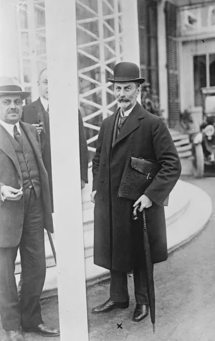 Framed Print : British help for Germany. Herr Havenstein succeeds in his mission. Bank of England