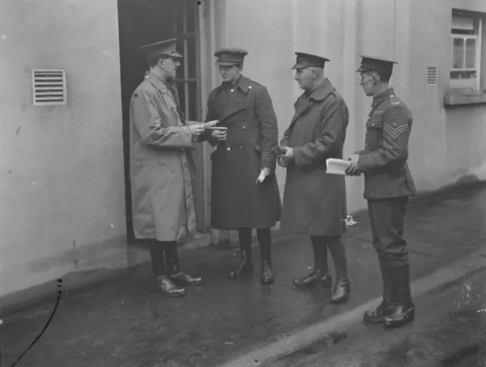 Framed Print : British troops evacuate Ireland. Dublin Scenes - British army officer handing over Framed Print : British troops evacuate Ireland. Dublin Scenes - British army officer handing over