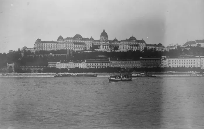 Framed Print : Budapest October 1921 Framed Print : Budapest October 1921