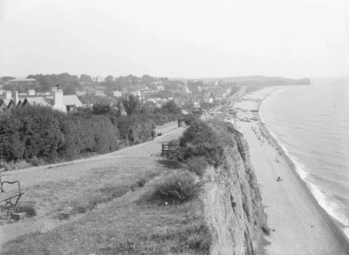 Framed Print : Budleigh Salterton is a small town on the south coast of Devon 1925