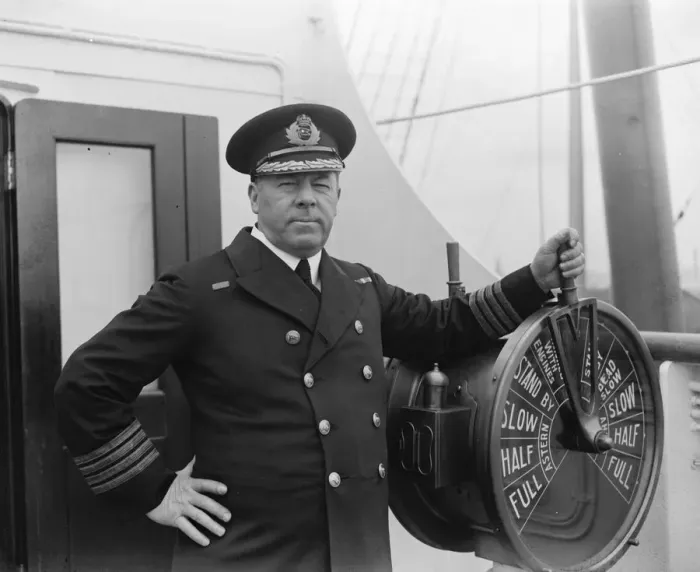 Framed Print : Captain G R Metcalfe, of the White Star Liner Homeric. 1924 Framed Print : Captain G R Metcalfe, of the White Star Liner Homeric. 1924