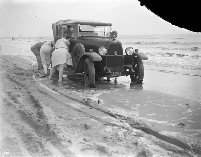 Framed Print : Car stuck on Camber Sands, Sussex. 1933