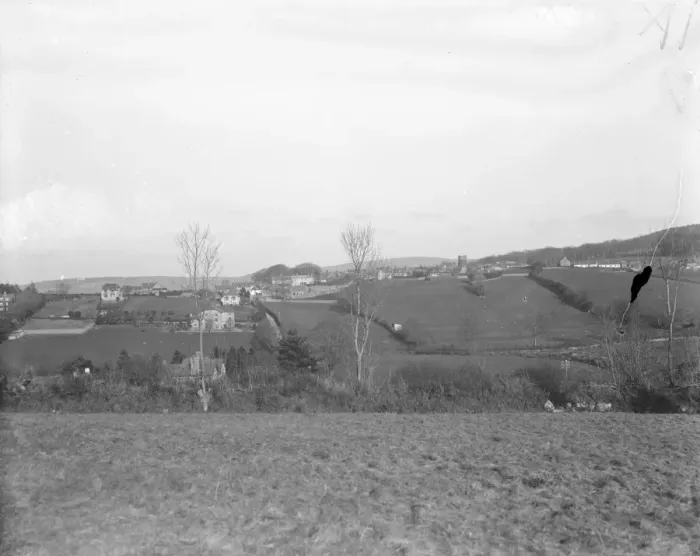Framed Print : Chagford on Dartmoor, in Devon 1925