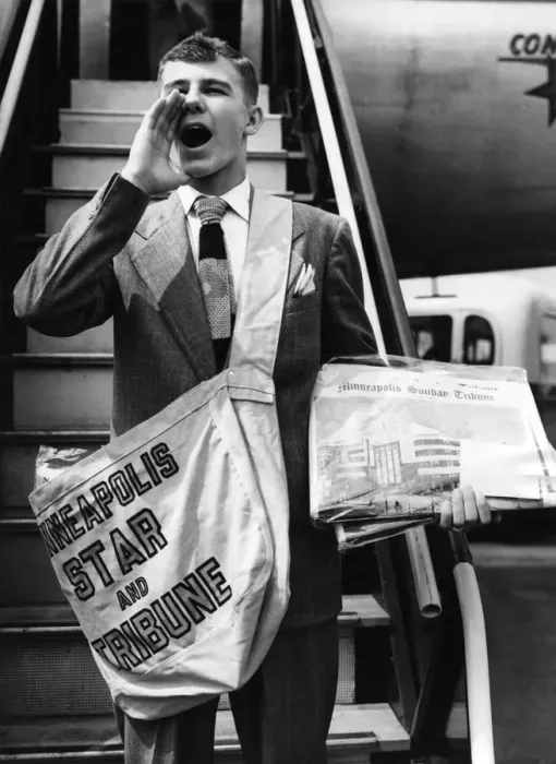 Framed Print : Champion American newspaper boy arrives in London. When the American Minneapolis Star Framed Print : Champion American newspaper boy arrives in London. When the American Minneapolis Star