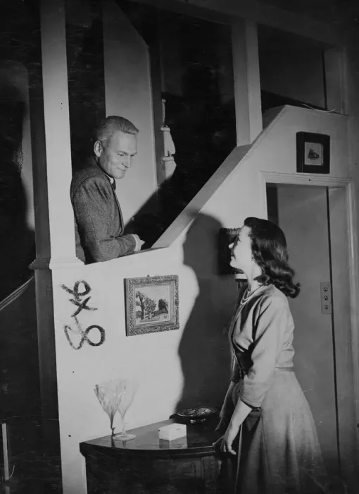 Framed Print : Charming study of Laurence Olivier, the actor, with his wife Vivien Leigh, pictured Framed Print : Charming study of Laurence Olivier, the actor, with his wife Vivien Leigh, pictured