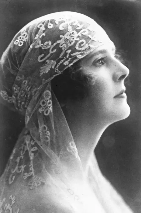 Framed Print : A Charming Study of Viscountess Curzon. A new photograph of Viscountess Curzon