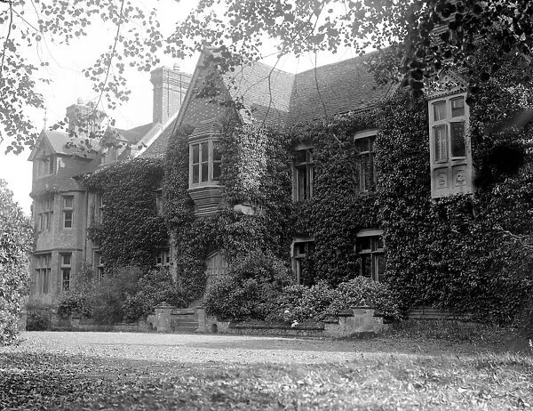 Chartwell, Mr Churchills New Home at Westerham. 2 October 1922