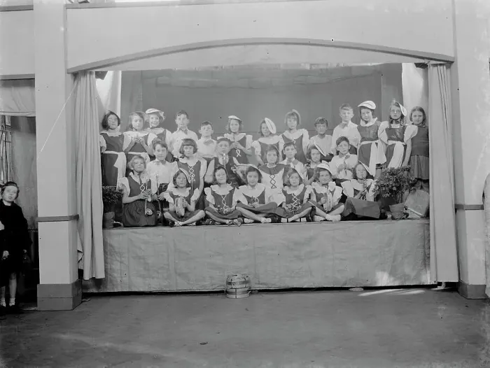 Framed Print : Children of St Mary Cray Council School in Bromley, Kent, perform in a stage concert Framed Print : Children of St Mary Cray Council School in Bromley, Kent, perform in a stage concert